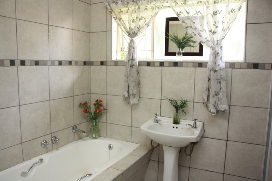 5 Bedroom Property for Sale in Universitas Free State